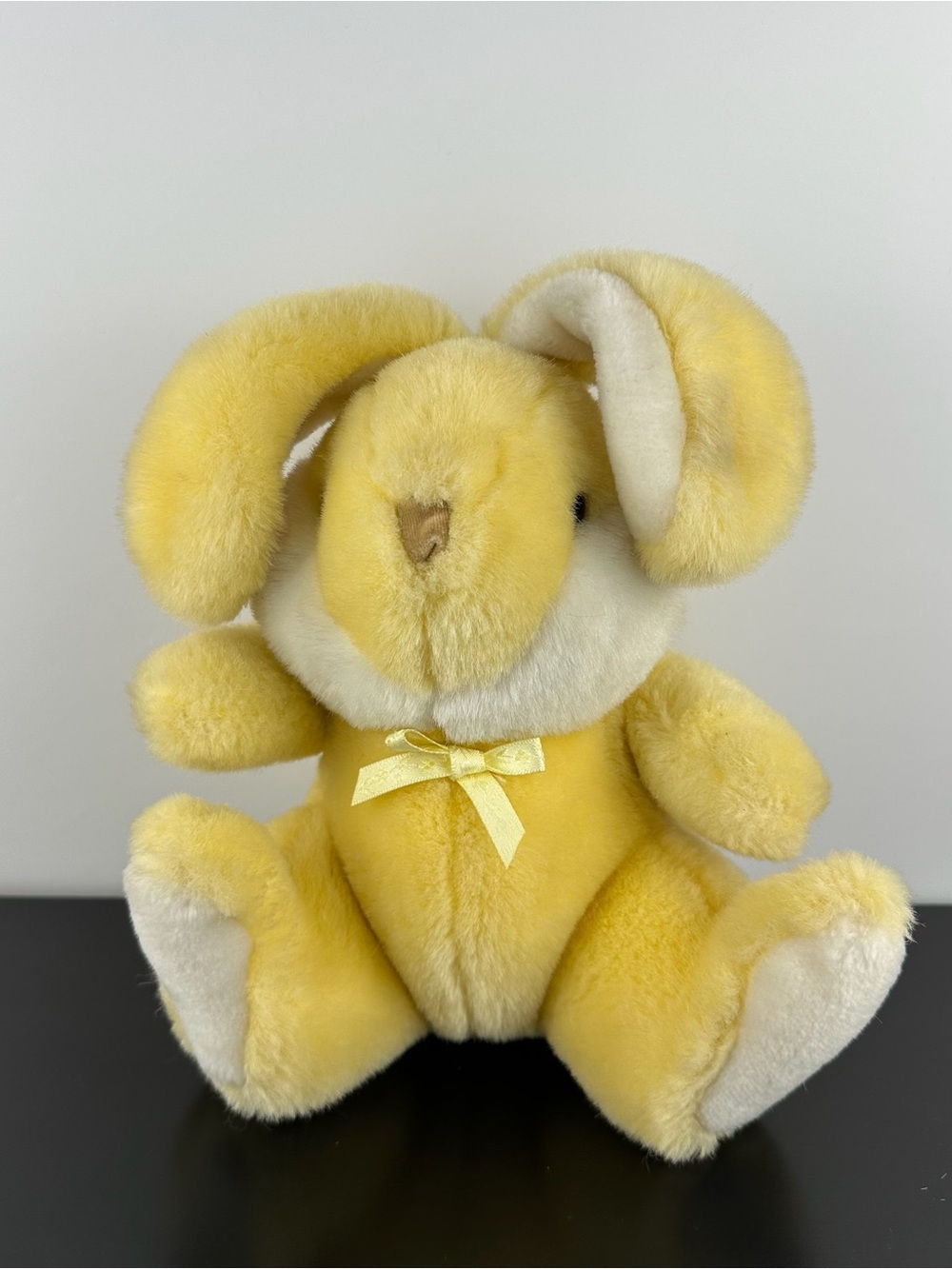 Gund Rare Yellow & White Bunny Rabbit 10” Ribbon Bow Plush Stuffed Animal 1986